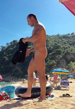 Naked guys on the beach Hidden Cam