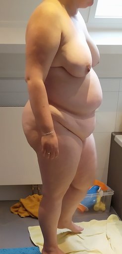 Nudist wife