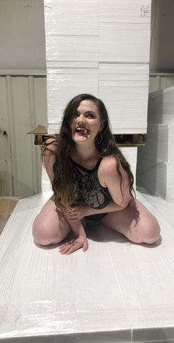 Happy Webslut