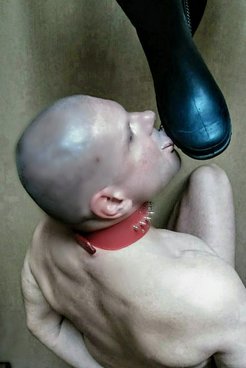 slave position for gay bootlicker