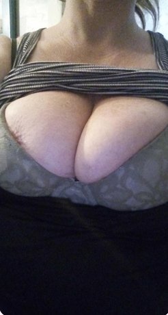 Cum tribute my titts