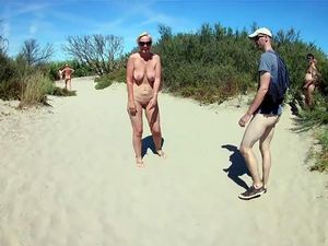 French Cap D'agde beach oral gangbang video