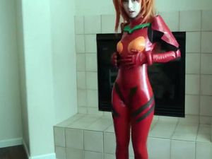 Sexy anime babe in latex catsuit pleasures...