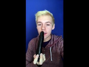 Blonde twink training his deepthroat skills