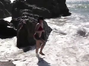 Beach blow jobs are the best