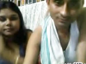 Desi couple giving a show on webcam