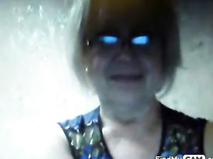 Tatiana, 68 yo, boobs & cunt on webcam!...