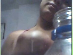 Chica Hermosa Muestra Sus Tetas Por Messenger