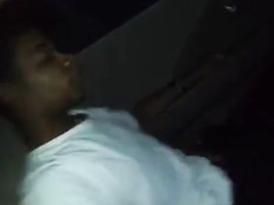 givin head and eatin sum ass in car