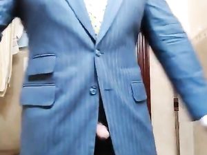 Str8 daddy jerking off in suit -v2