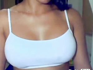 big boob latina cam