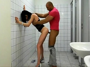 Fucking skinny tranny in the public toilet