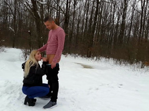 Slender blonde girlfriend fucked outdoors...